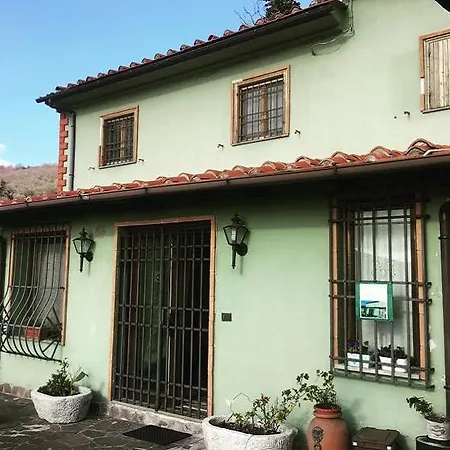 Casetta Verde * Vaiano (Tuscany)